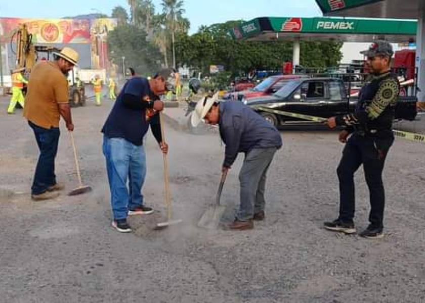 Iniciamos con el bacheo en el boulevard Altamirano - Tlapehuala