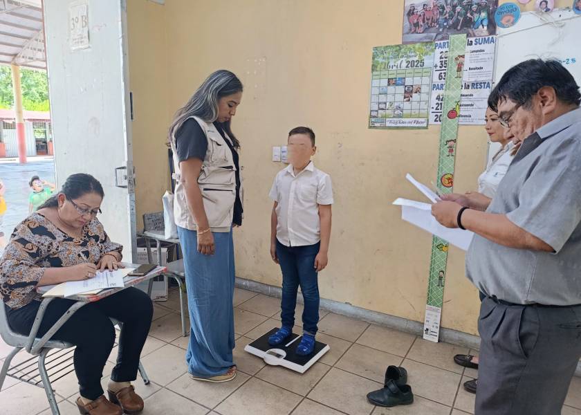 “Vive Saludable, Vive Feliz” en escuelas