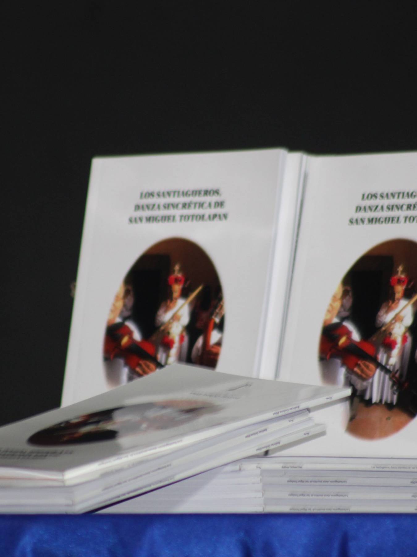 Presentación del Libro “Los Santiagueros” del Maestro Bolívar Ochoa Díaz