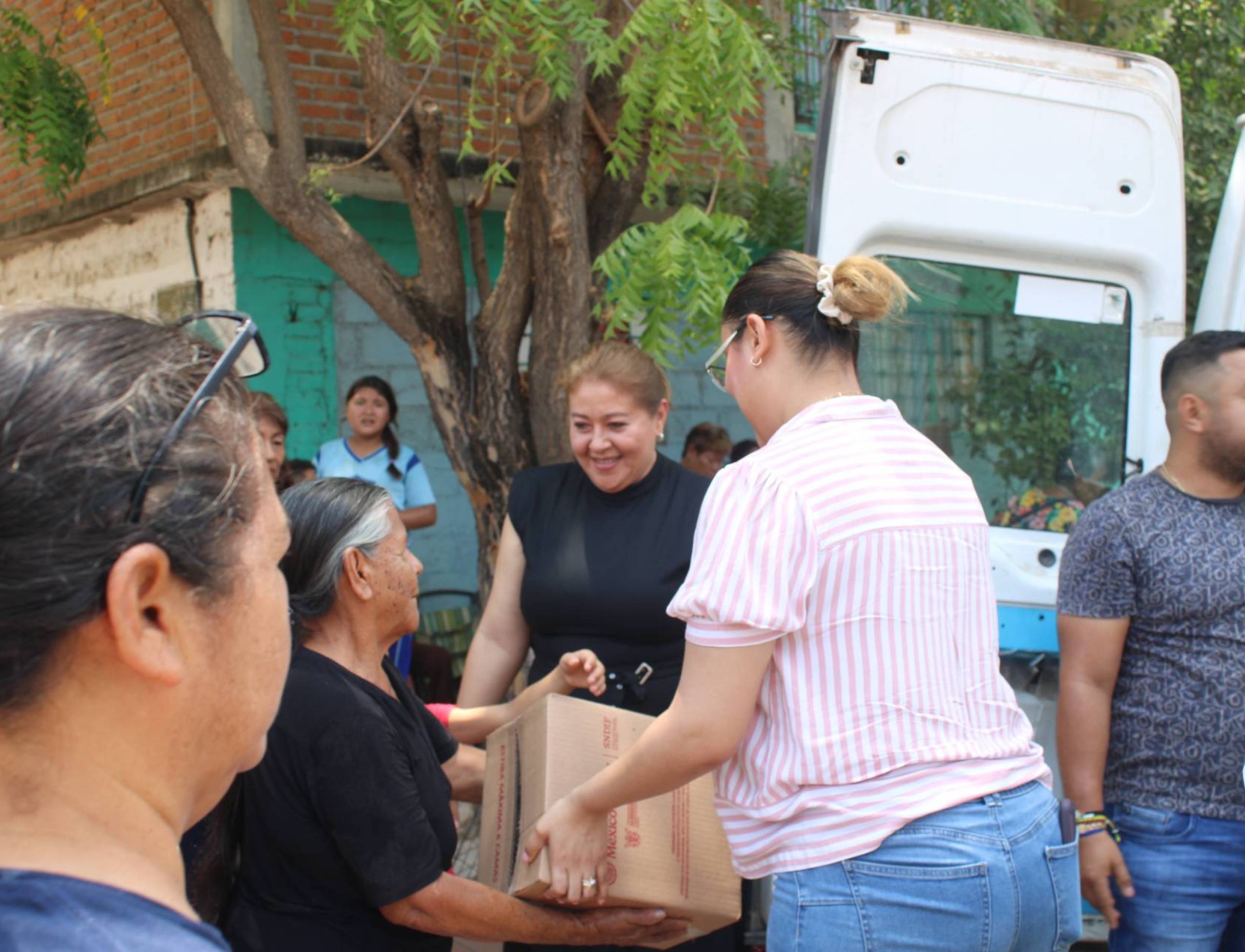 Apoyos alimentarios en la colonia Lindavista